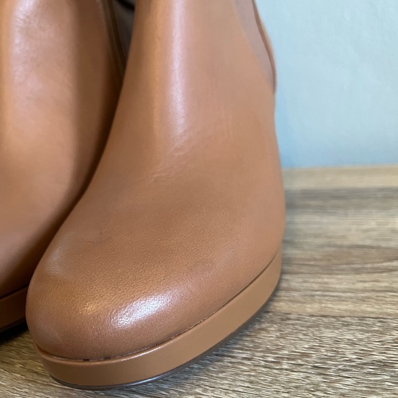 Vionic Nella Ankle Boots - 9 - Picture 8 of 11